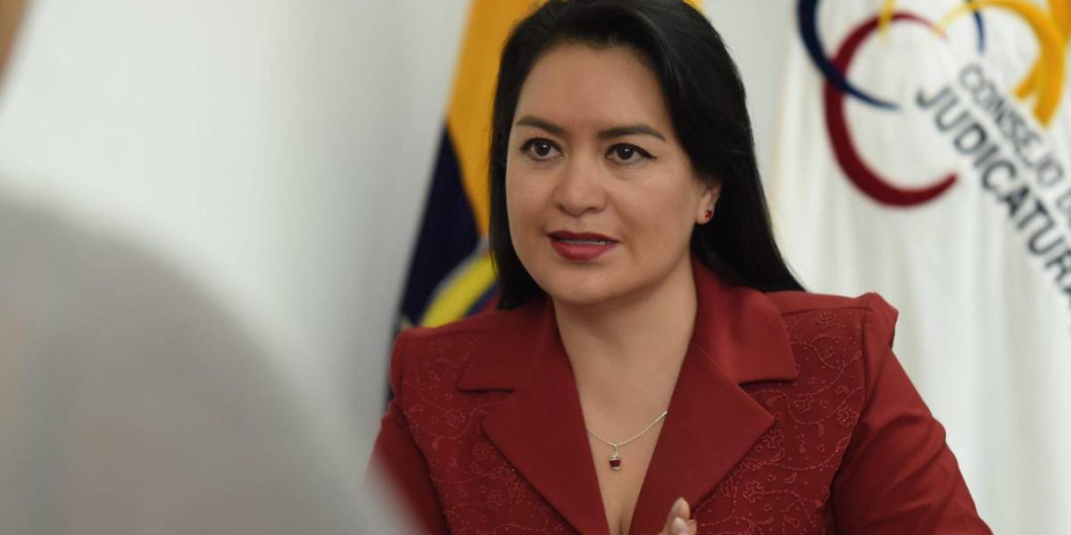 Presidenta de la Judicatura, María del Carmen Maldonado, renuncia por desacuerdo con la Corte Constitucional