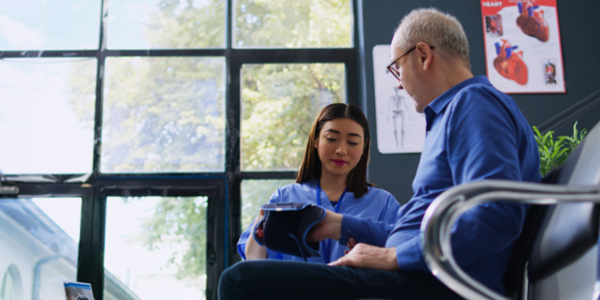 Planes de salud prepagada en Ecuador: ¿Por qué suben sus costos y qué significa para los usuarios?