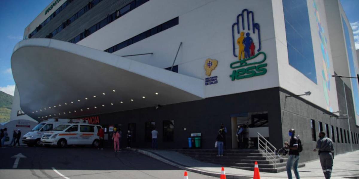 Expertos analizan qué medidas necesita el IESS para estabilizarse