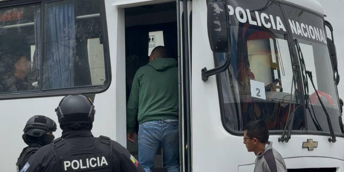Un juez de Loja ordenó medidas alternativas para 16 militares implicados en un caso de contrabando