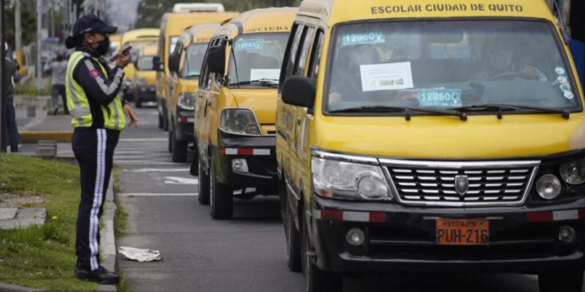 El regreso voluntario a clases no es rentable para los buses escolares
