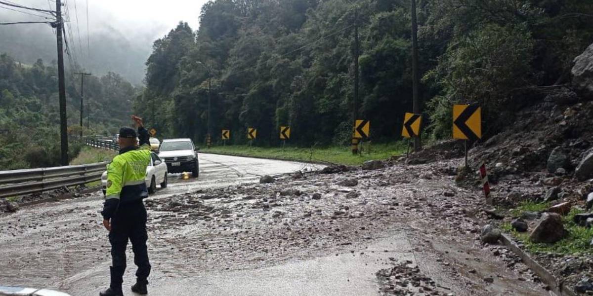 Estas son las vías que están cerradas al tránsito vehicular este lunes 17 de junio