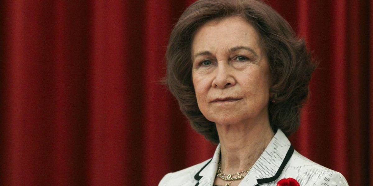 La reina emérita Sofía de España fue internada en una clínica debido a una infección
