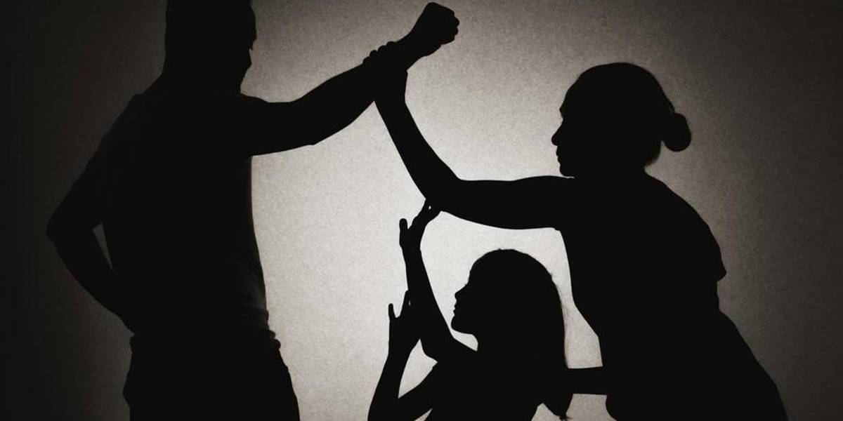 ¿Qué se considera violencia familiar según la ley?