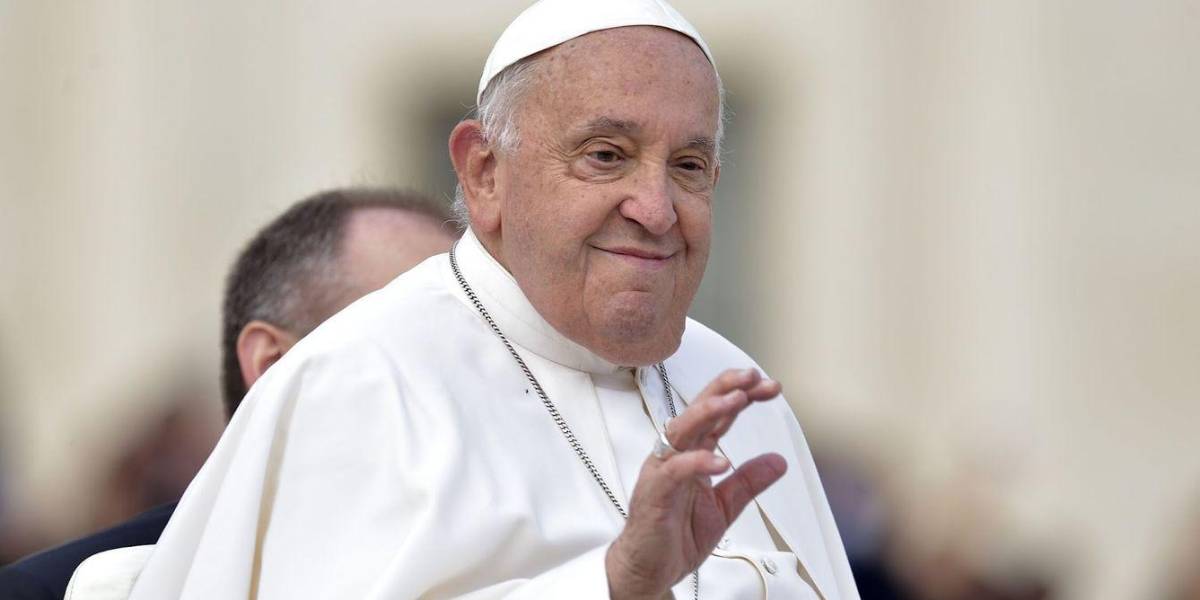 El Papa Francisco sigue en recuperación y agradece el apoyo de los fieles desde el hospital