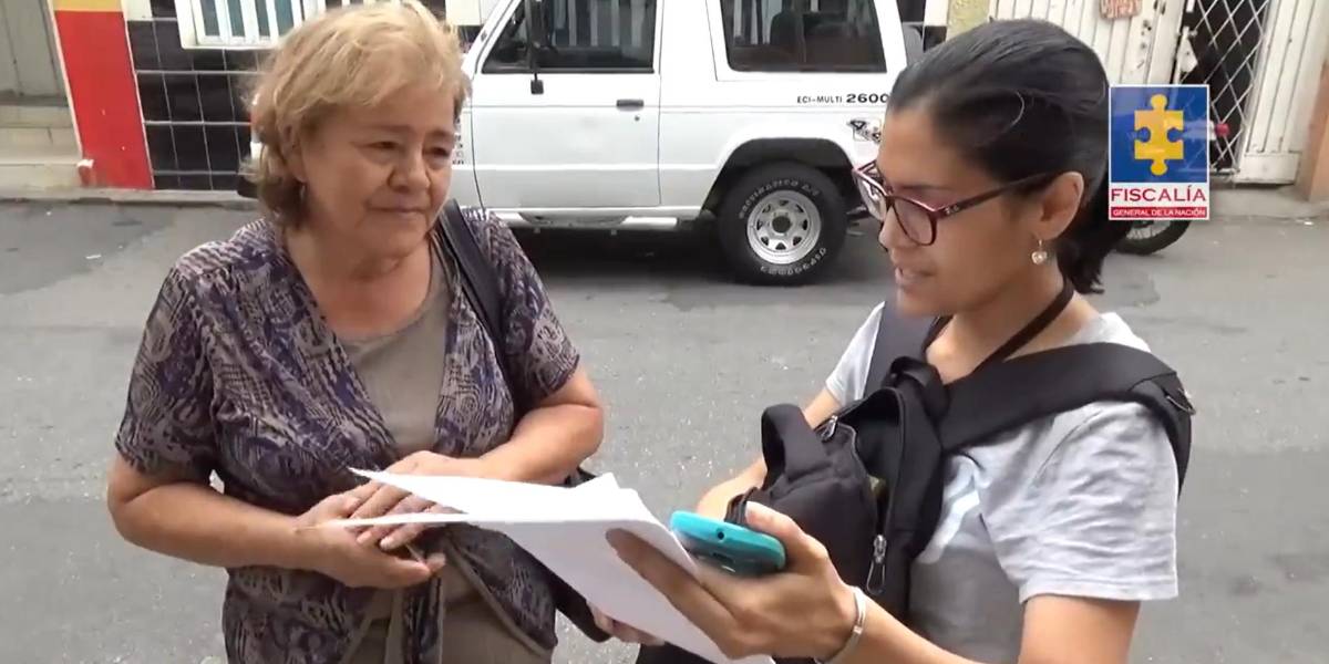 Condenan a prisión a exrectora que permitió abuso de paramilitares colombianos a alumnas