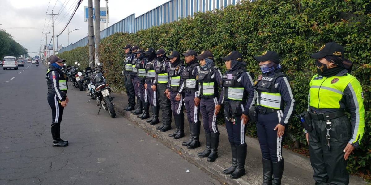 Conozca los controles y cierres viales que se realizarán por las Fiestas de Quito 2022