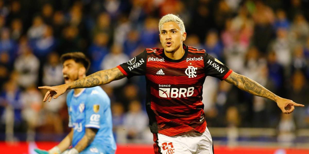 Flamengo golea sin problemas a Vélez en la semifinal de ida de la Copa Libertadores