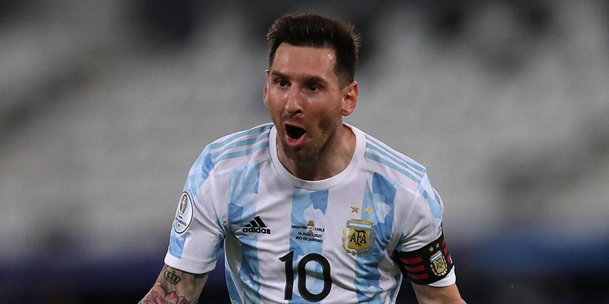 Messi anota triplete y supera a Pelé y Neymar marca en triunfo de Brasil