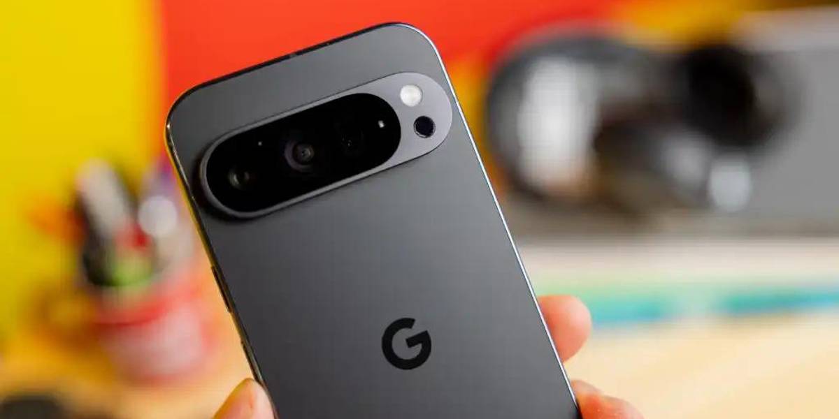 Pixel 10 rompe barreras idiomáticas: Llamadas traducidas en tiempo real con voz natural