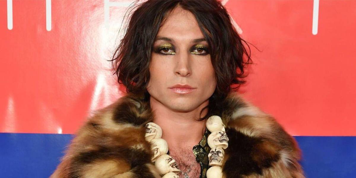 Ezra Miller declara por primera vez sobre su grave historial delictivo