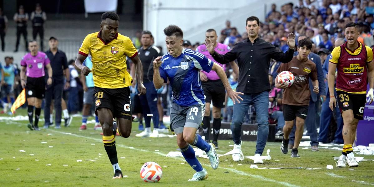 Clásico del Astillero: Hinchas lanzaron botellas de vidrio al arquero de Barcelona SC