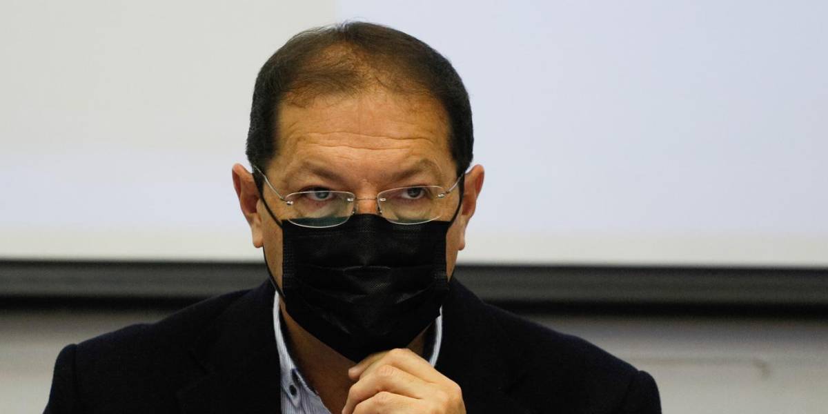 Alcalde de Quito niega tener acciones en paraísos fiscales