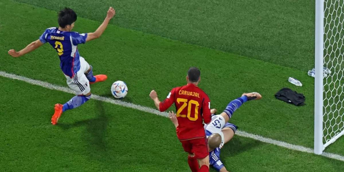 FIFA sobre polémico gol de Japón vs España: El balón no había salido