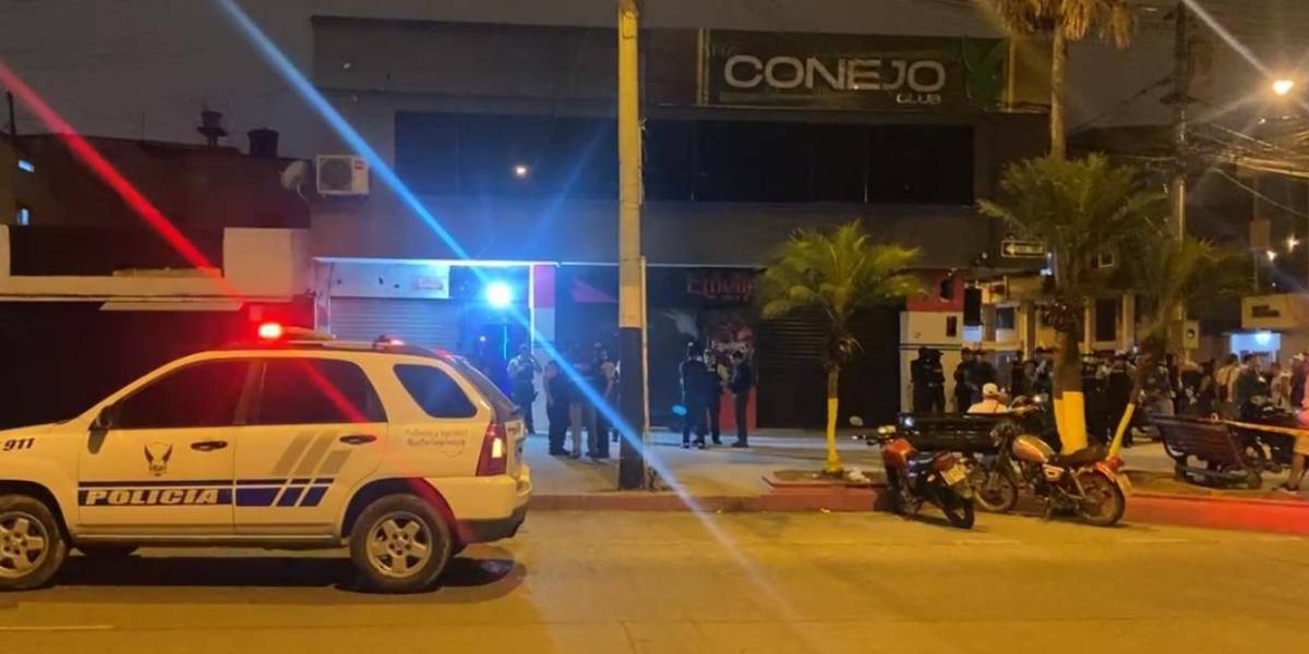 Jornada violenta en El Oro: doble asesinato en discoteca y atentado explosivo a local