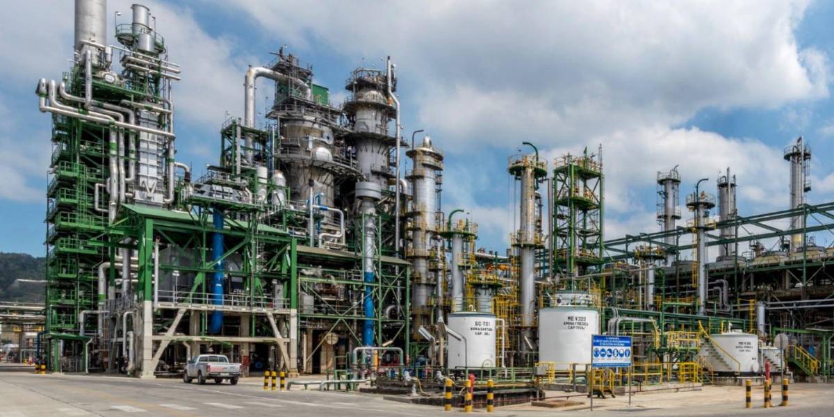 El SOTE y la refinería de Esmeraldas reanudaron sus operaciones tras evaluaciones por el sismo