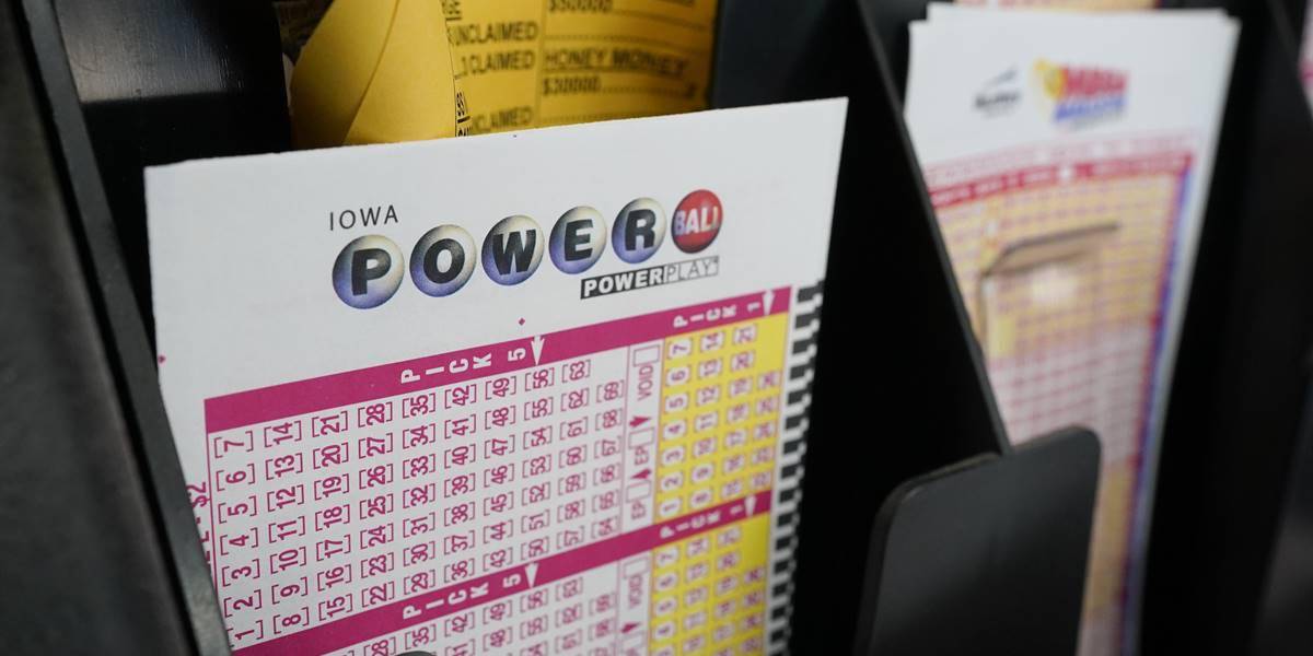 Una mujer de Florida gana dos veces la lotería en el mismo día