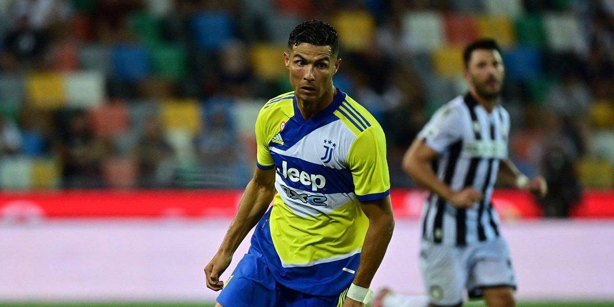 CR7 viaja a Lisboa con su futuro en el Manchester United