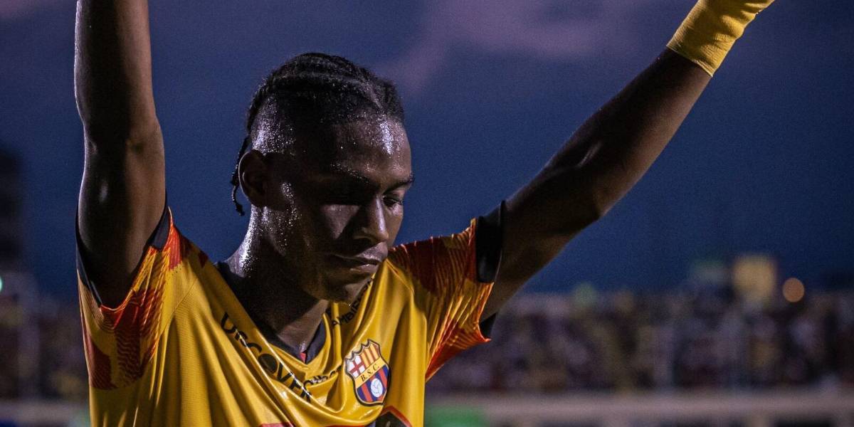 ¿Cuál es el precio por el que Barcelona SC vendió a Allen Obando?