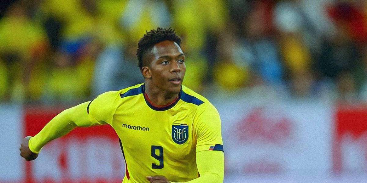 Djorkaeff Reasco llegó a Guayaquil para firmar su contrato con Barcelona SC