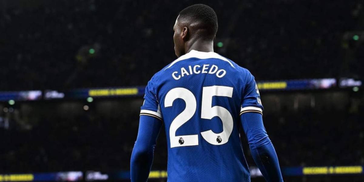 “El Chelsea no es lo suficientemente bueno para Moisés Caicedo”, dice un exjugador del Arsenal