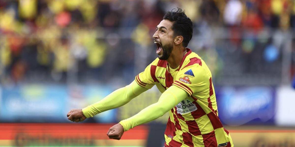 Estos son los números que tuvo Jeison Medina en Aucas