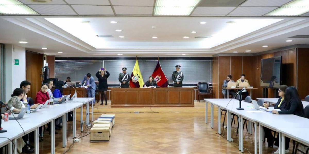 Caso Ligados | Augusto Verduga recibe prisión preventiva y se dispondrá su captura a Interpol