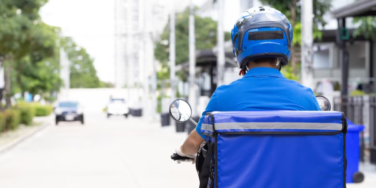 Cuenca tendrá una normativa para regular el servicio de delivery en motocicleta