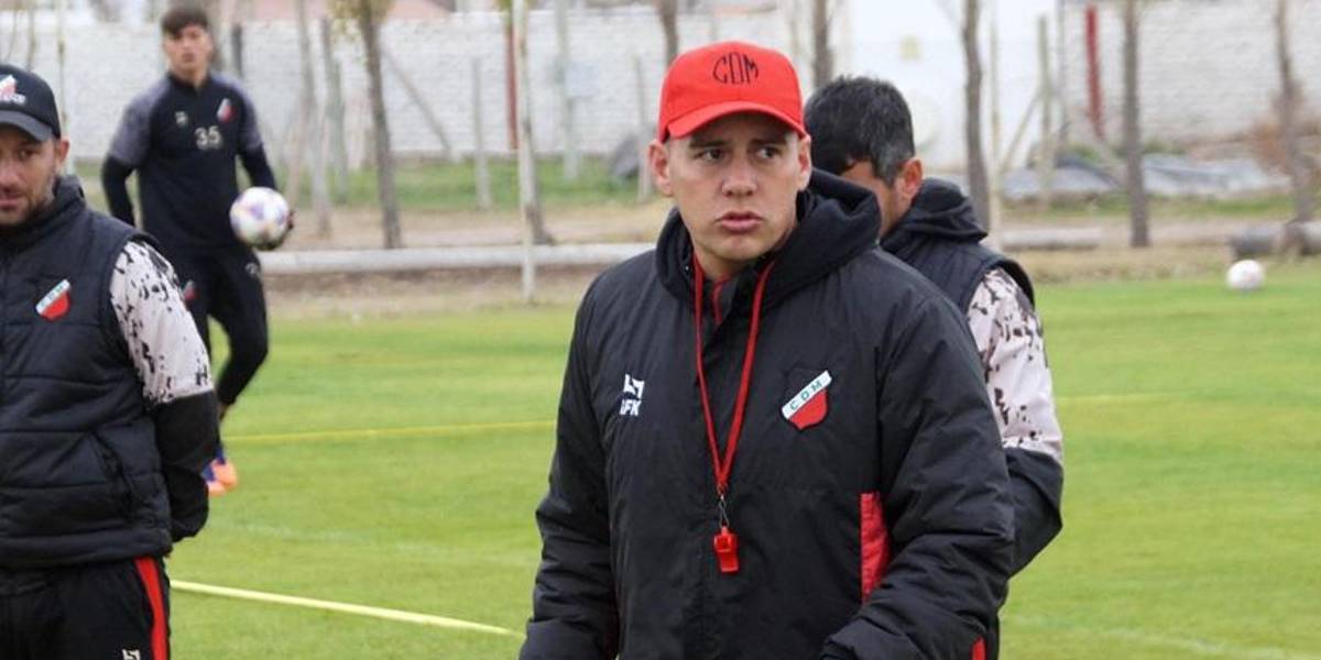 Luis García sería el nuevo entrenador del Deportivo Cuenca