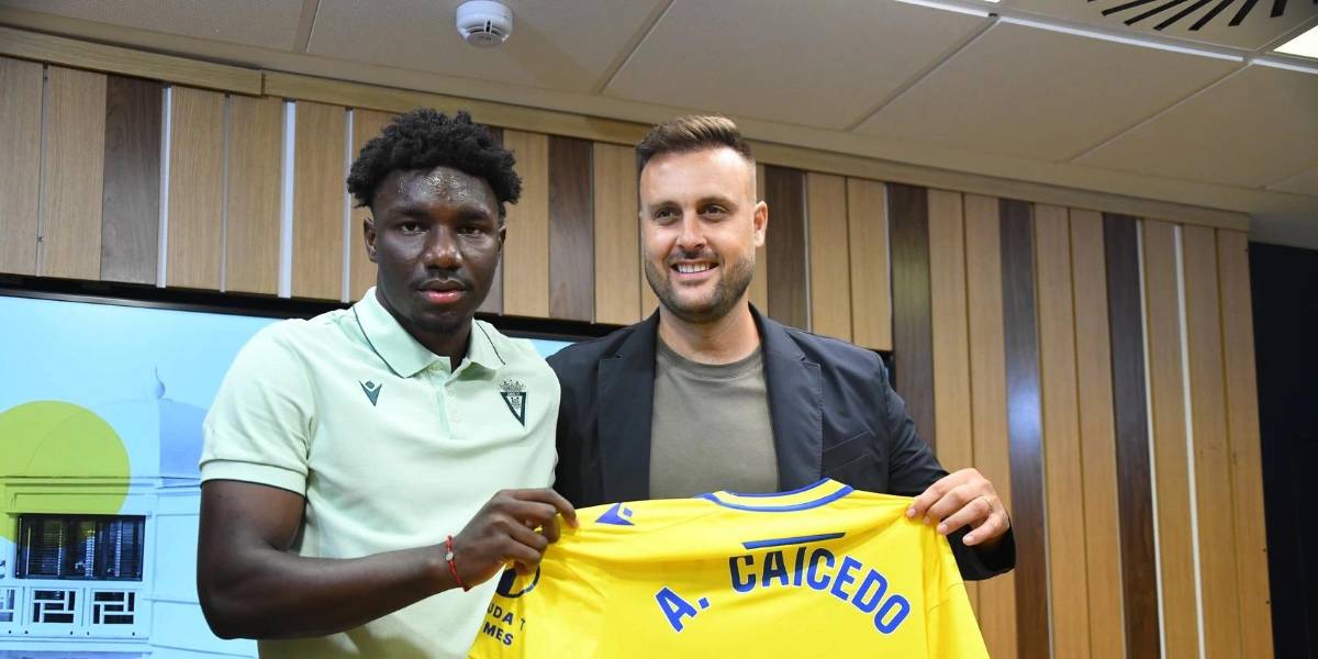 El ecuatoriano Alfred Caicedo fue presentado como nuevo jugador del Cádiz de España