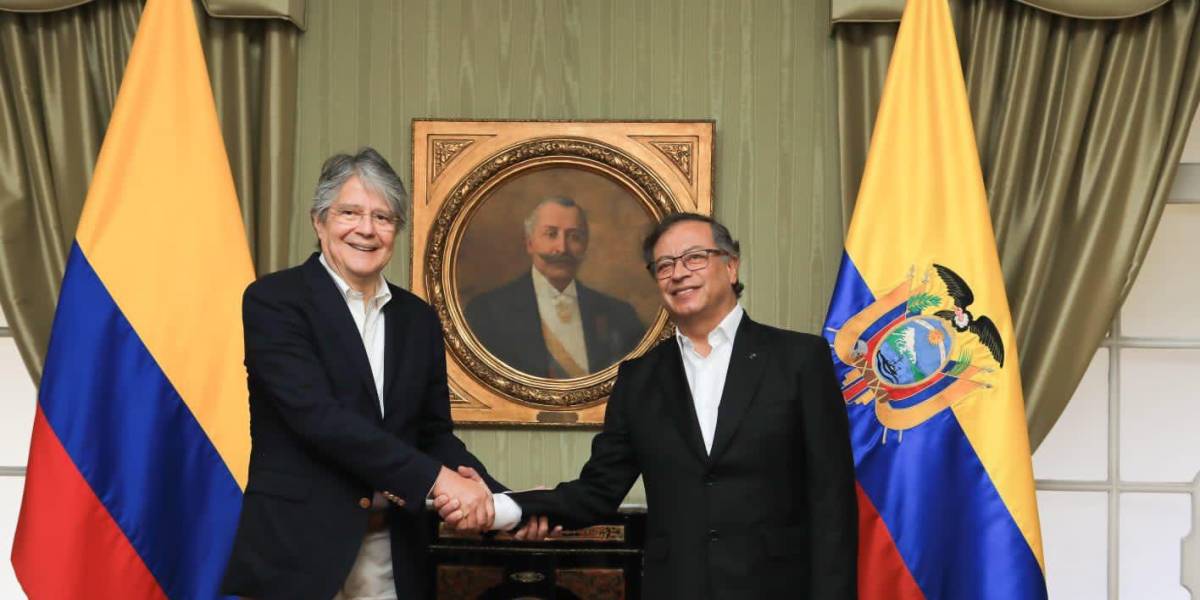 Lasso dice que Colombia le venderá a Ecuador 10 gigavatios-hora de energía por día, sin dar fechas