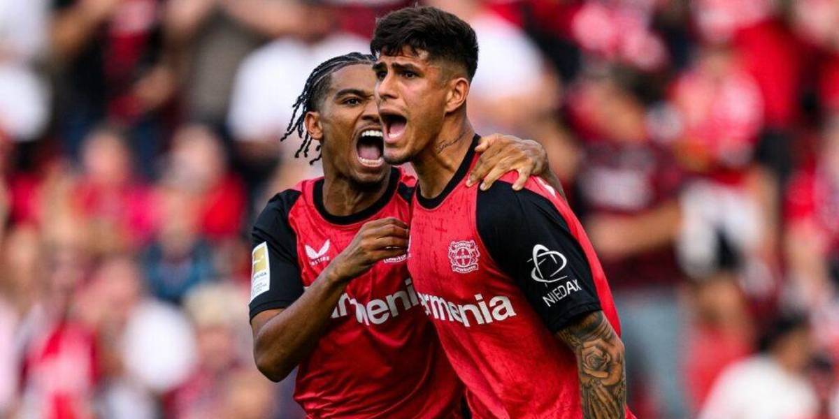 Piero Hincapié asiste en gol del Bayer Leverkusen por la Bundesliga