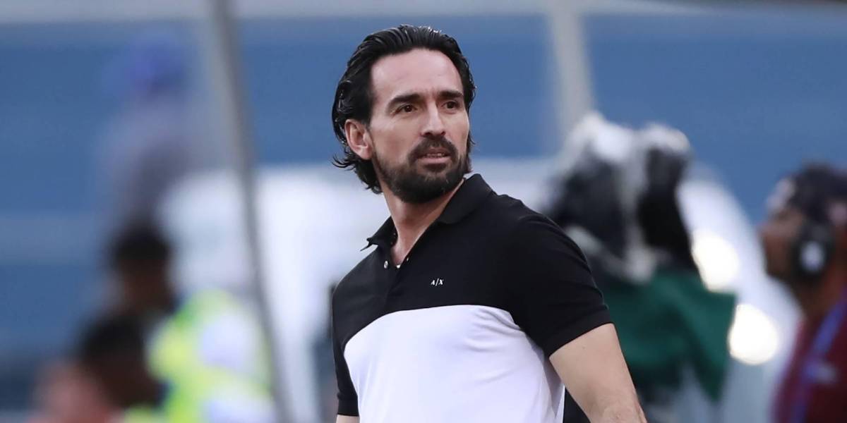 Gerardo Espinoza dejó de ser el Director Técnico de Aucas