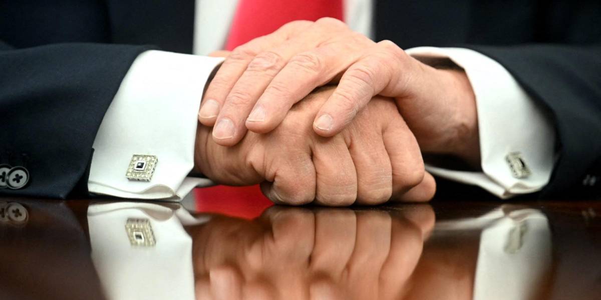 La Casa Blanca atribuye un moretón en la mano de Trump a constantes apretones de manos
