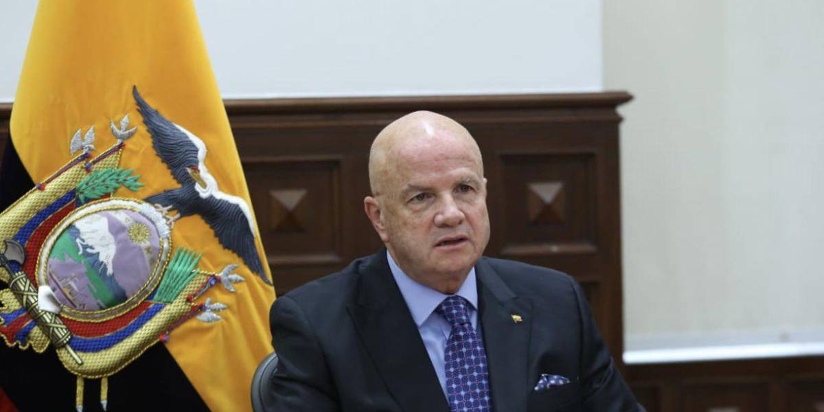 Ecuador respalda reformas a política regional sobre producción de medicinas