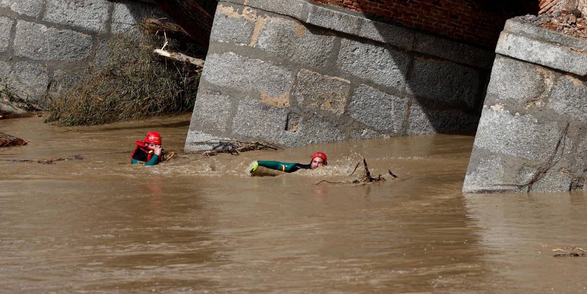 España: las fuertes lluvias dejan muertos, desaparecidos e inundaciones en el Metro de Madrid