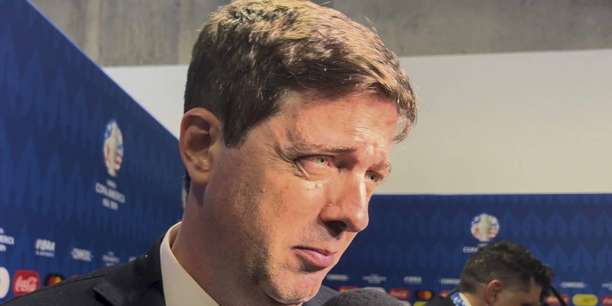 Ignacio Alonso, presidente de la AUF: Los uruguayos simplemente fueron a proteger a su familia