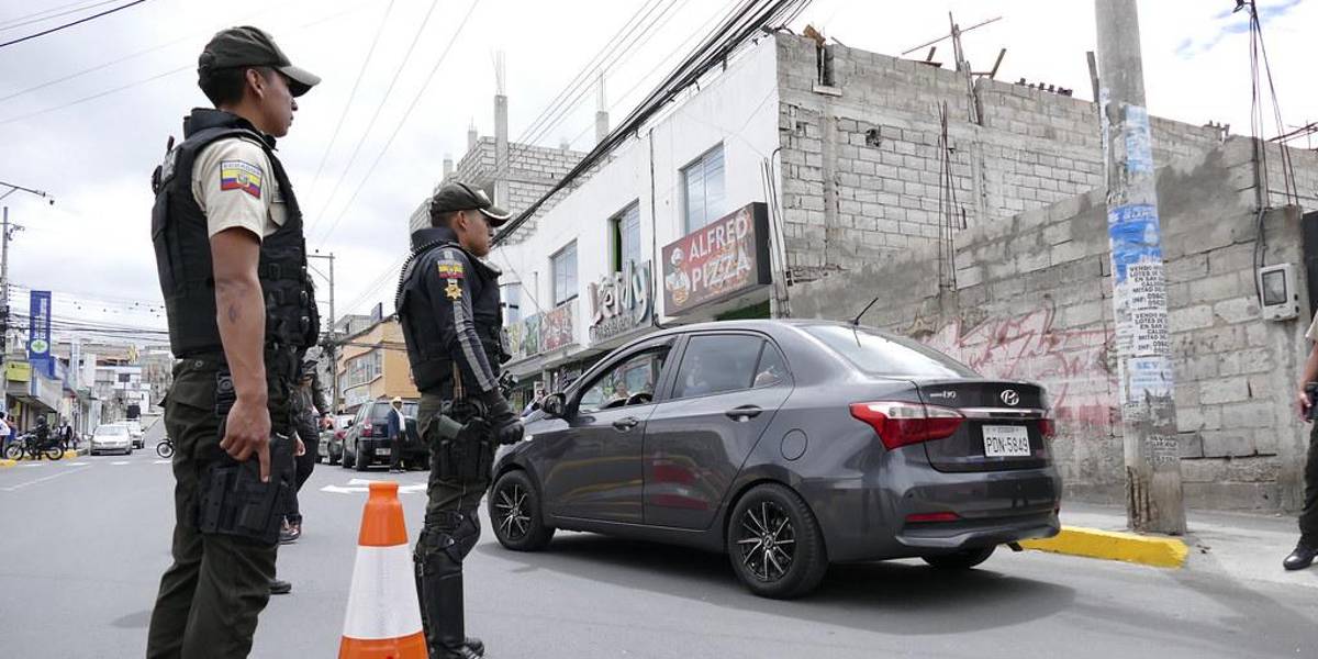 Un hombre es asesinado con nueve tiros al sur de Quito