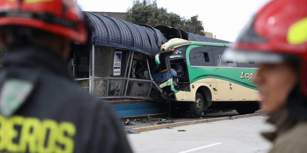 Quito: la parada de la Ecovía que fue destruida por el choque de un bus finalmente será reparada