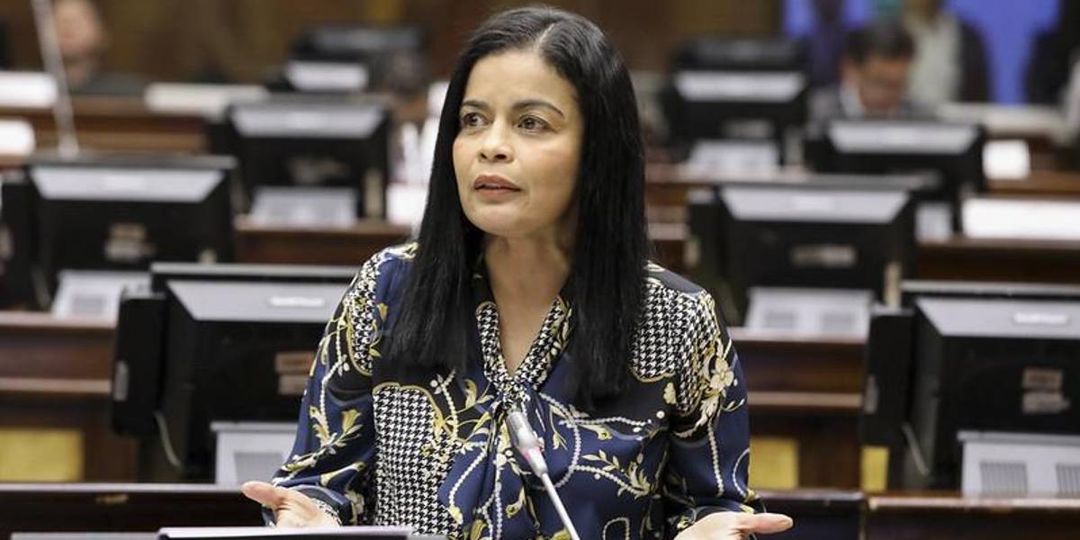 La Fiscalía pide vincular a Alexandra Arce, exalcaldesa de Durán, en causa por presunto peculado