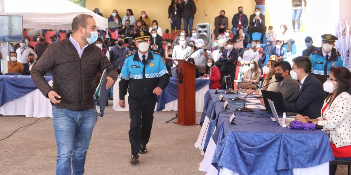 Nuevamente Yunda y Morales se enfrentan en plena sesión de Concejo de Quito