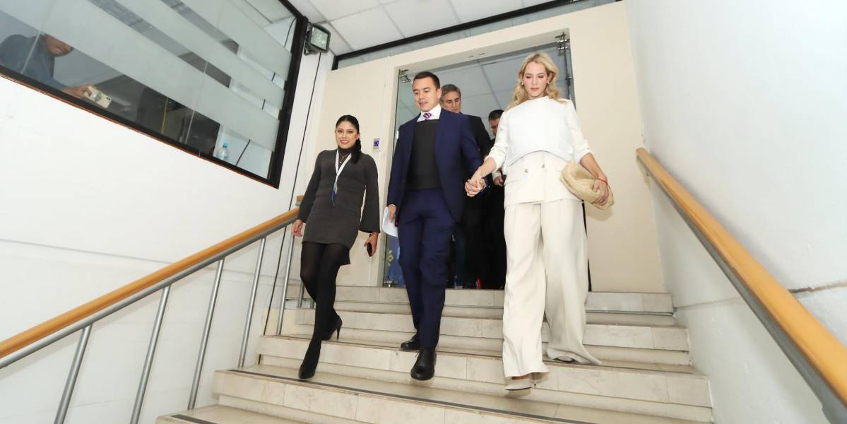 Lavinia Valbonesi explica por qué Daniel Noboa agradeció a los médicos en el debate