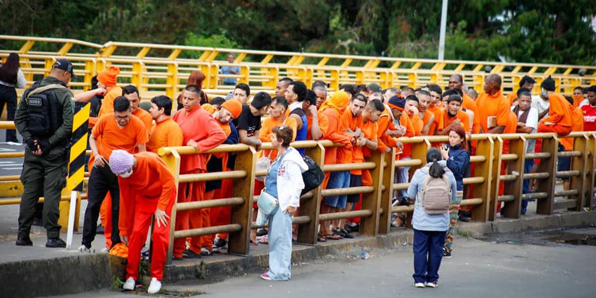 Presos colombianos deportados no podrán volver a Ecuador en 40 años