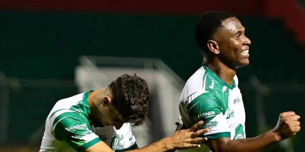 Liga de Portoviejo avanza en la Segunda Categoría con gol de Brayan Angulo