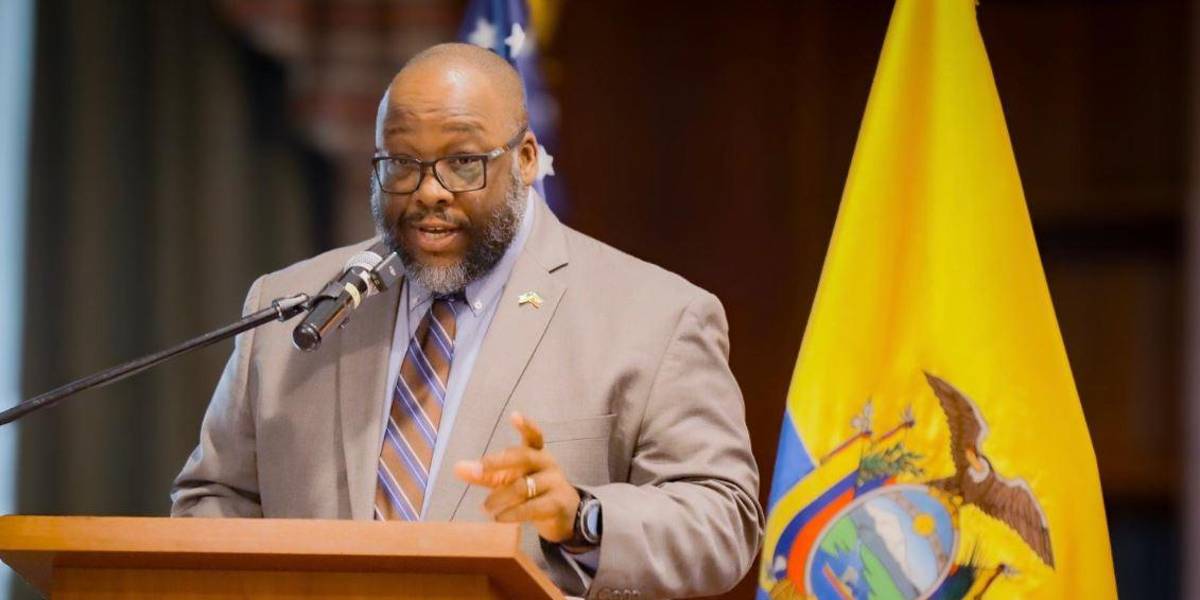 Arthur Brown dejará la Embajada de Estados Unidos en Ecuador en abril