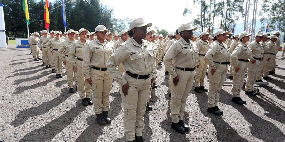 1.400 aspirantes a guías penitenciarios inician su formación para aplacar crisis carcelaria