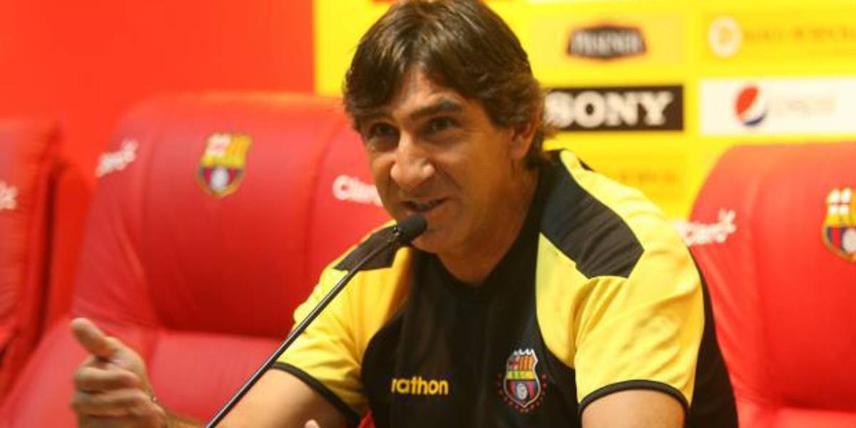 Extécnico de Barcelona SC es el nuevo seleccionador de Bolivia