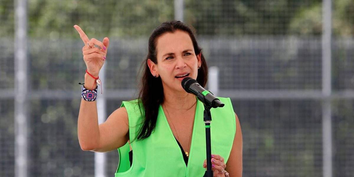 La ministra Inés Manzano se libra de un proceso de juicio político