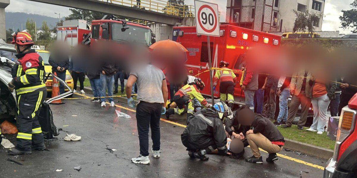Tres muertos y cinco heridos de gravedad dejó un choque en la Ruta Viva; la vía ya fue habilitada