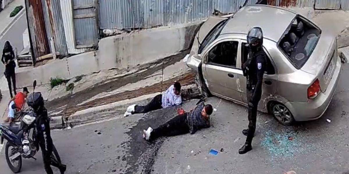 Video | La impresionante persecución policial que permitió liberar a un taxista secuestrado en Guayaquil